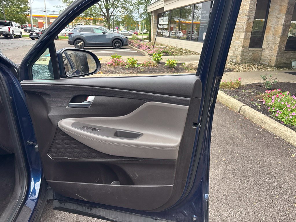 Used 2020 Hyundai Santa Fe SE FWD image 7