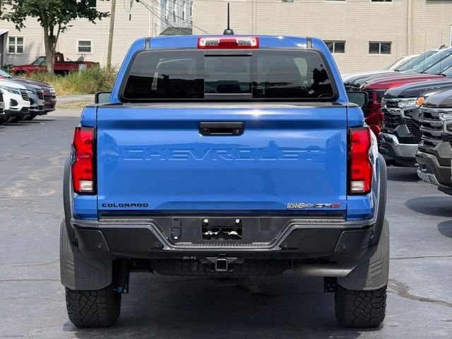 Used 2026 Chevrolet Colorado ZR2 w/ Technology Package AWD/4WD image 6