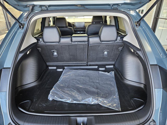 Used 2025 Honda HR-V EX-L image 10