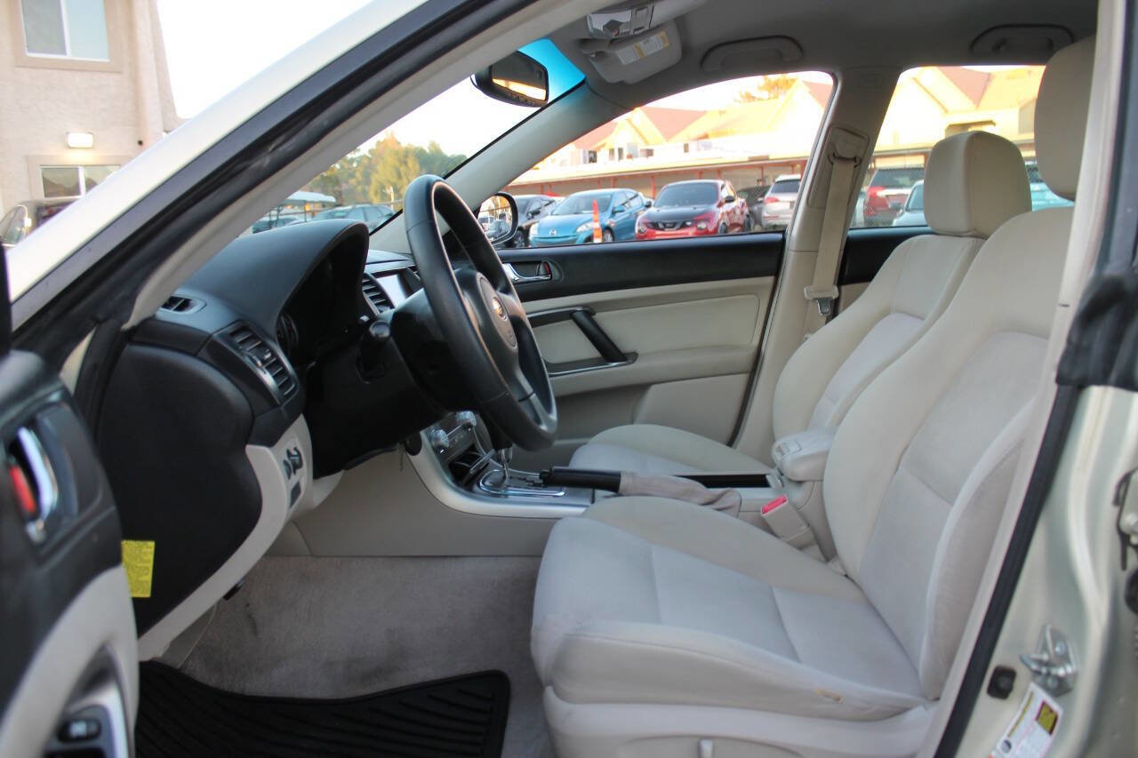 Used 2007 Subaru Outback 2.5i L.L. Bean image 18