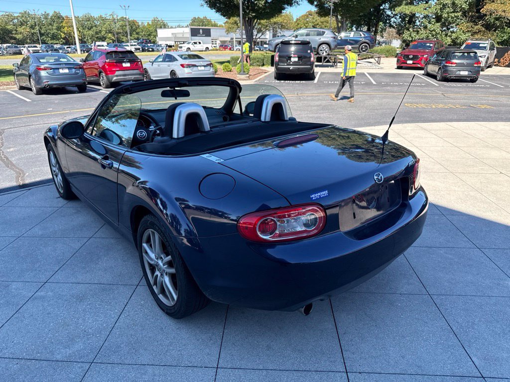 Used 2012 MAZDA MX-5 Miata Sport RWD image 7