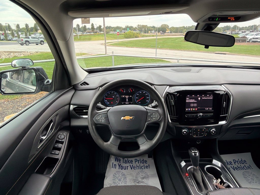 Used 2020 Chevrolet Traverse LS FWD image 36