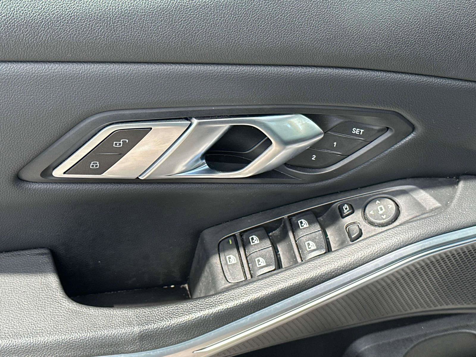 Used 2023 BMW 330i xDrive Sedan w/ Premium Package image 16