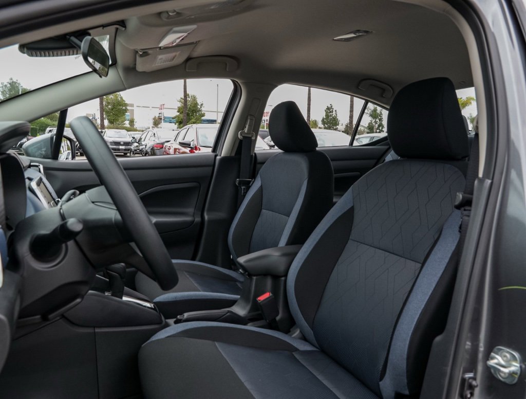 New 2025 Nissan Versa SV image 17