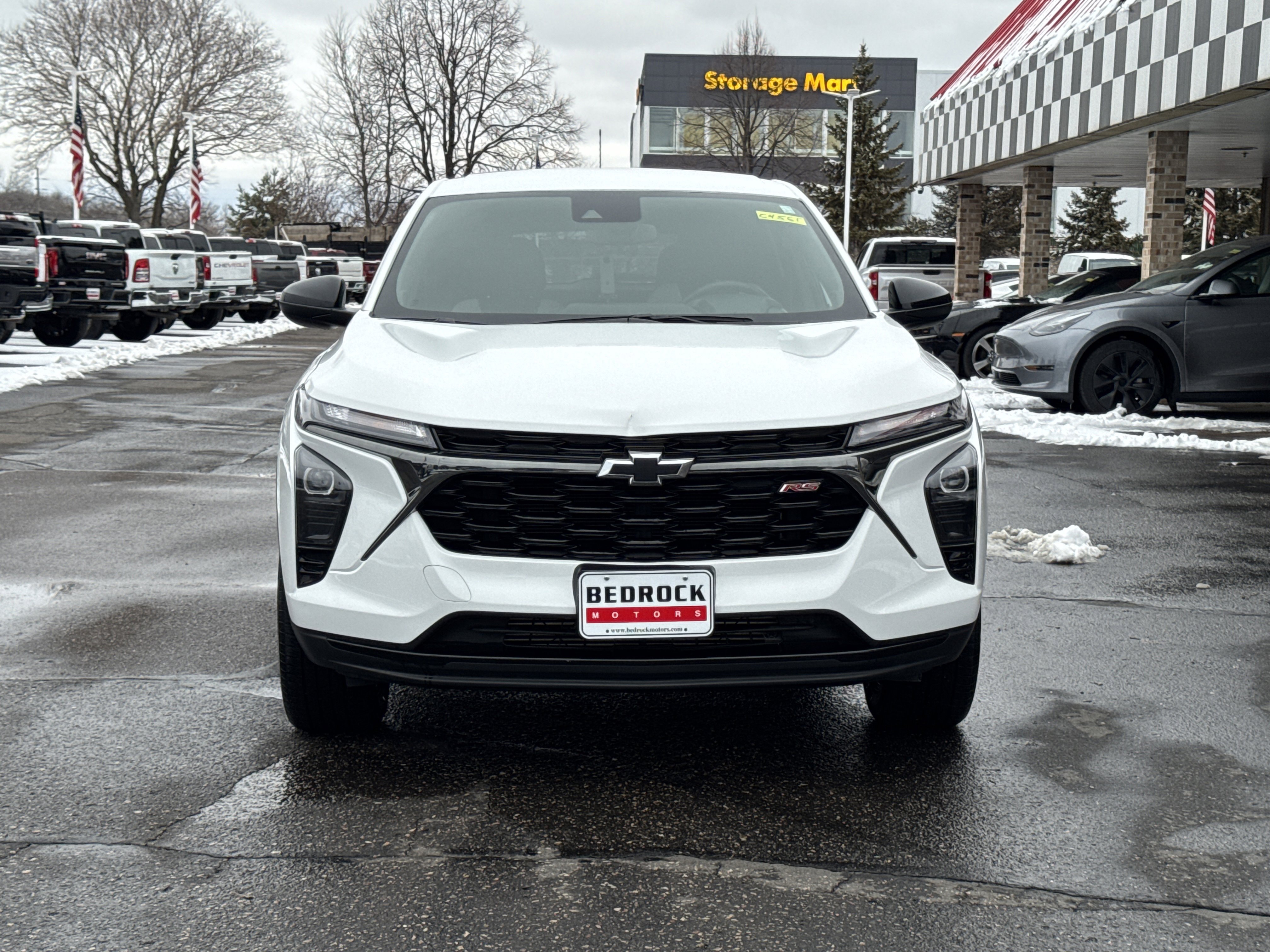 Used 2025 Chevrolet Trax RS w/ Driver Confidence Package image 2