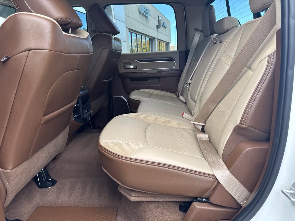 Used 2022 RAM 3500 Laramie AWD/4WD image 5