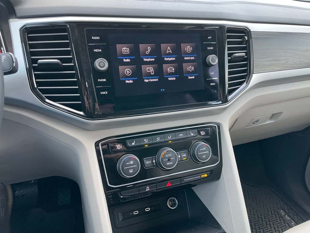 Used 2022 Volkswagen Atlas SE image 11