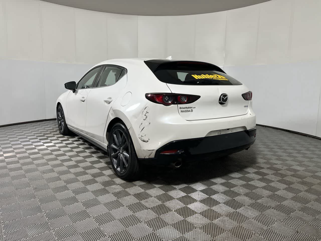 Used 2019 MAZDA MAZDA3 Hatchback w/ Preferred Package FWD image 6