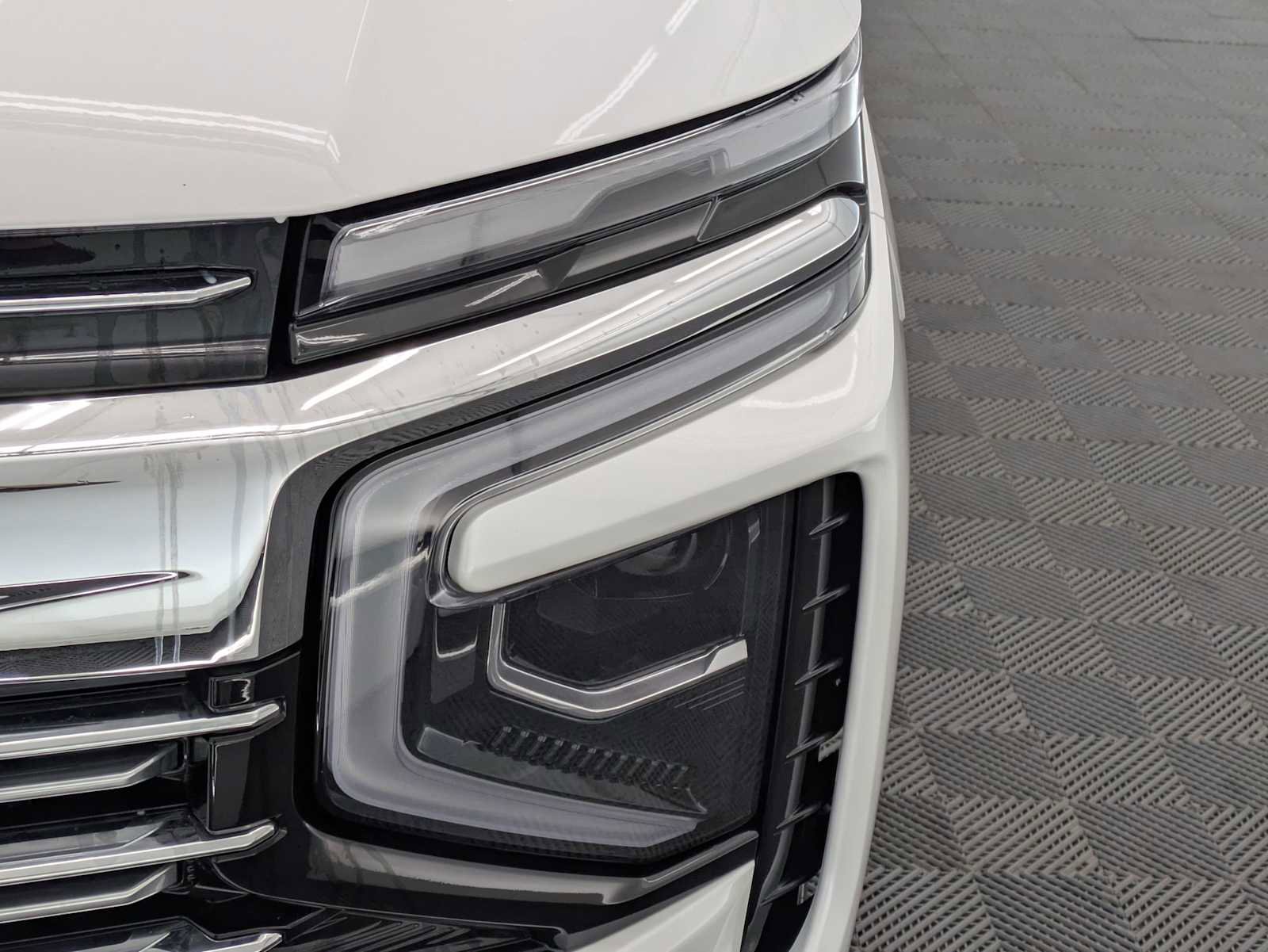 New 2025 Chevrolet Tahoe Premier AWD/4WD image 11
