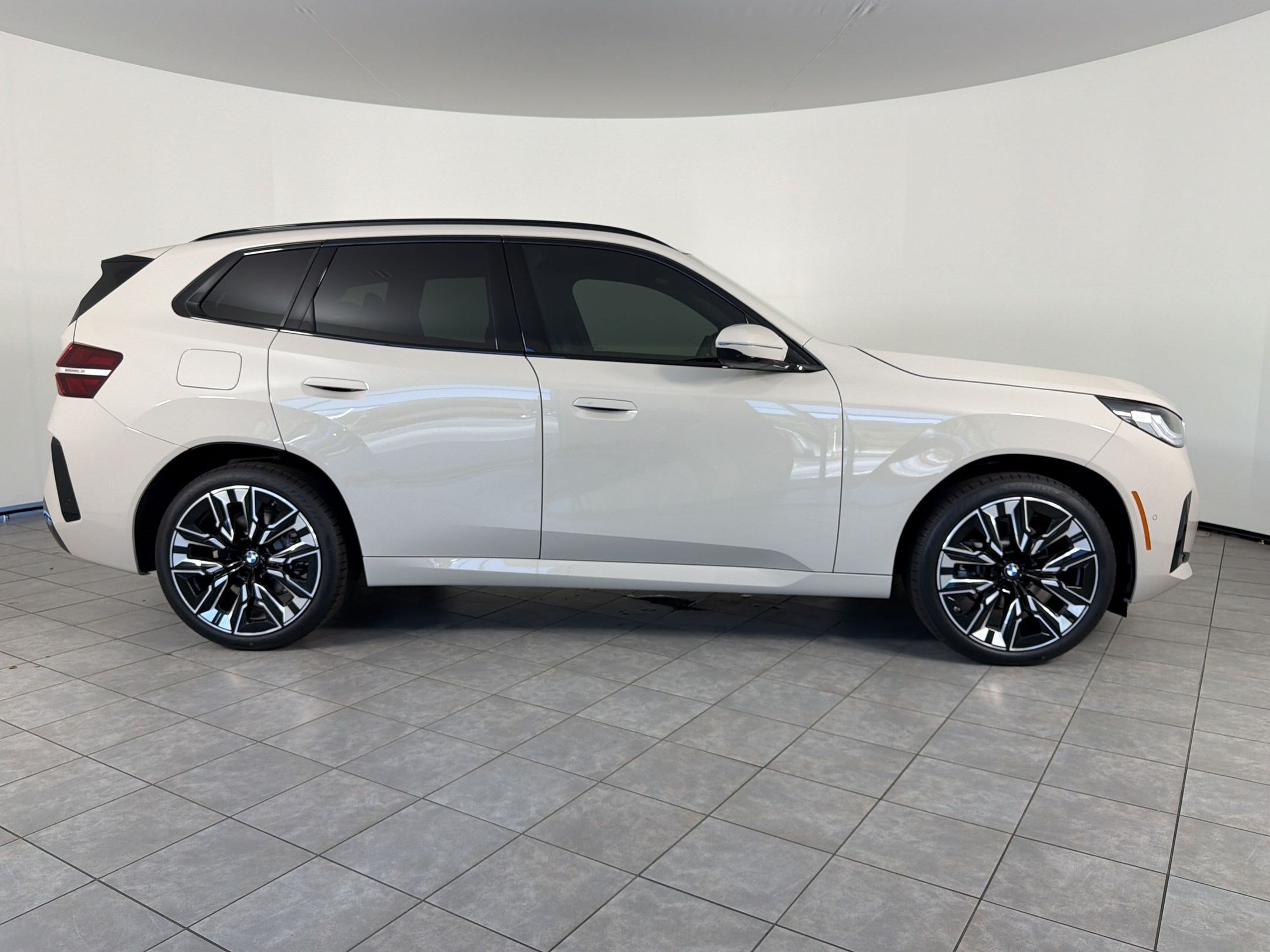 New 2026 BMW X3 xDrive30i w/ Premium Package AWD/4WD image 8