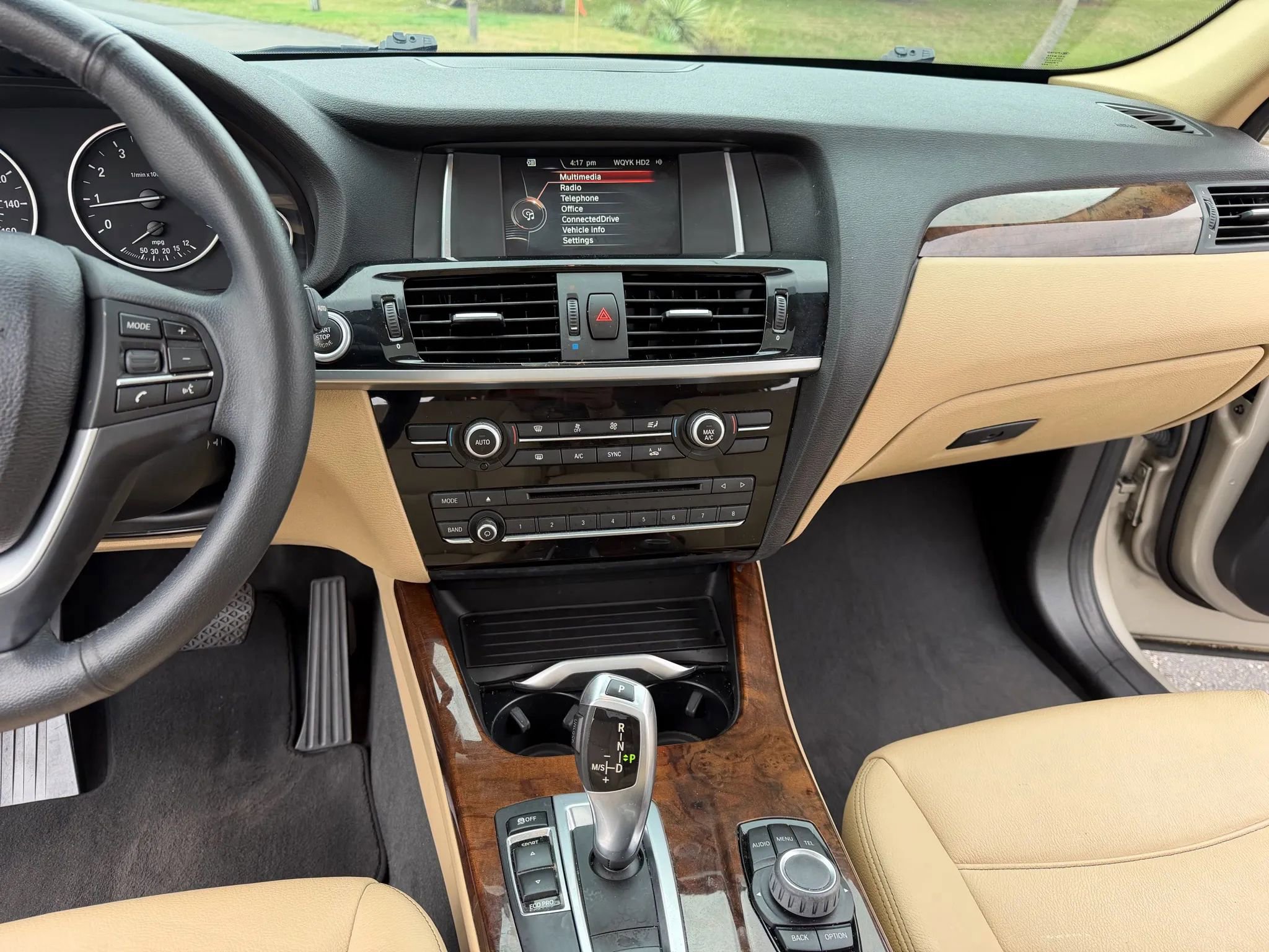 Used 2017 BMW X3 sDrive28i image 9