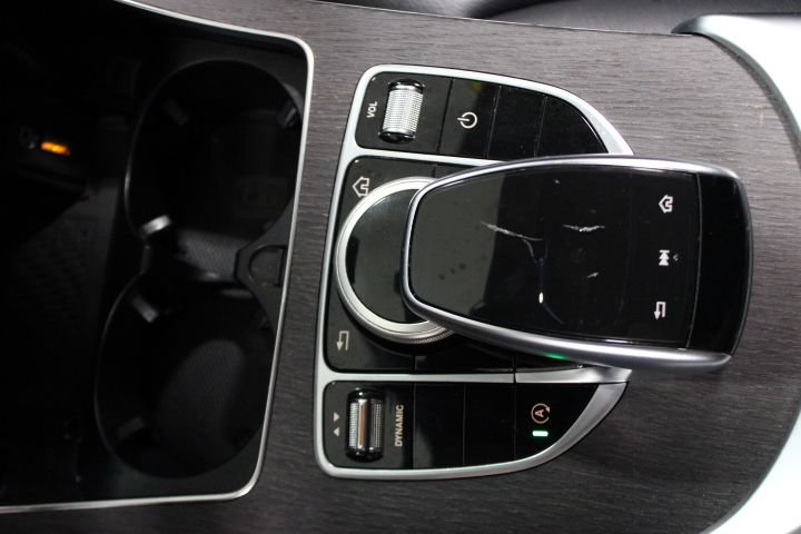 Used 2019 Mercedes-Benz C 300 4MATIC Sedan image 31