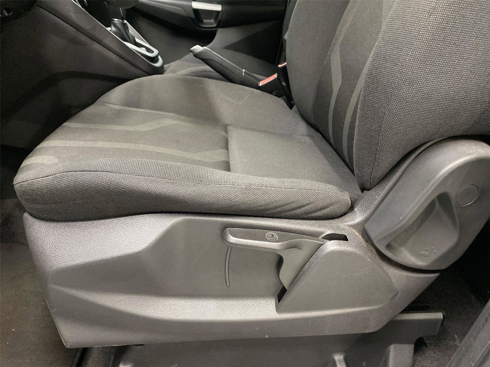 Used 2015 Ford Transit Connect XLT image 18