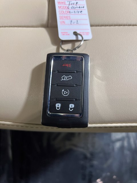 Used 2024 Jeep Grand Cherokee L Limited RWD image 26