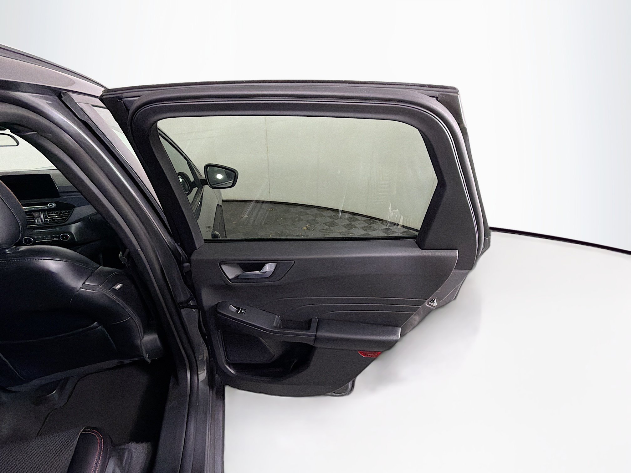 Used 2024 Ford Escape ST-Line FWD image 30