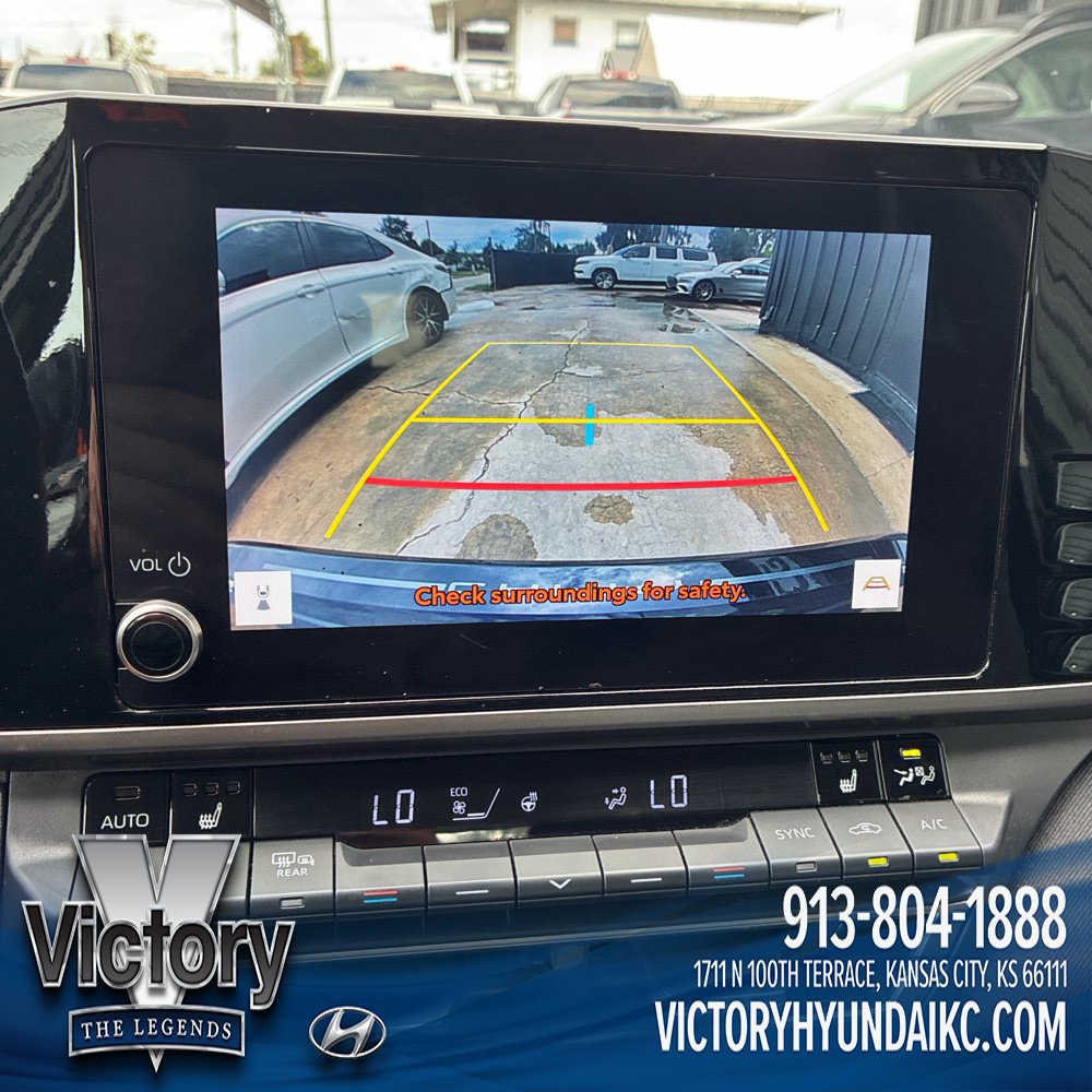 Used 2025 Toyota Camry LE w/ Convenience Package FWD image 7