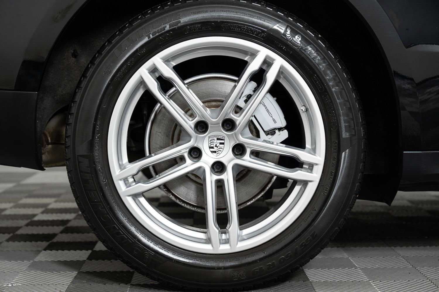 Used 2016 Porsche Macan S image 44