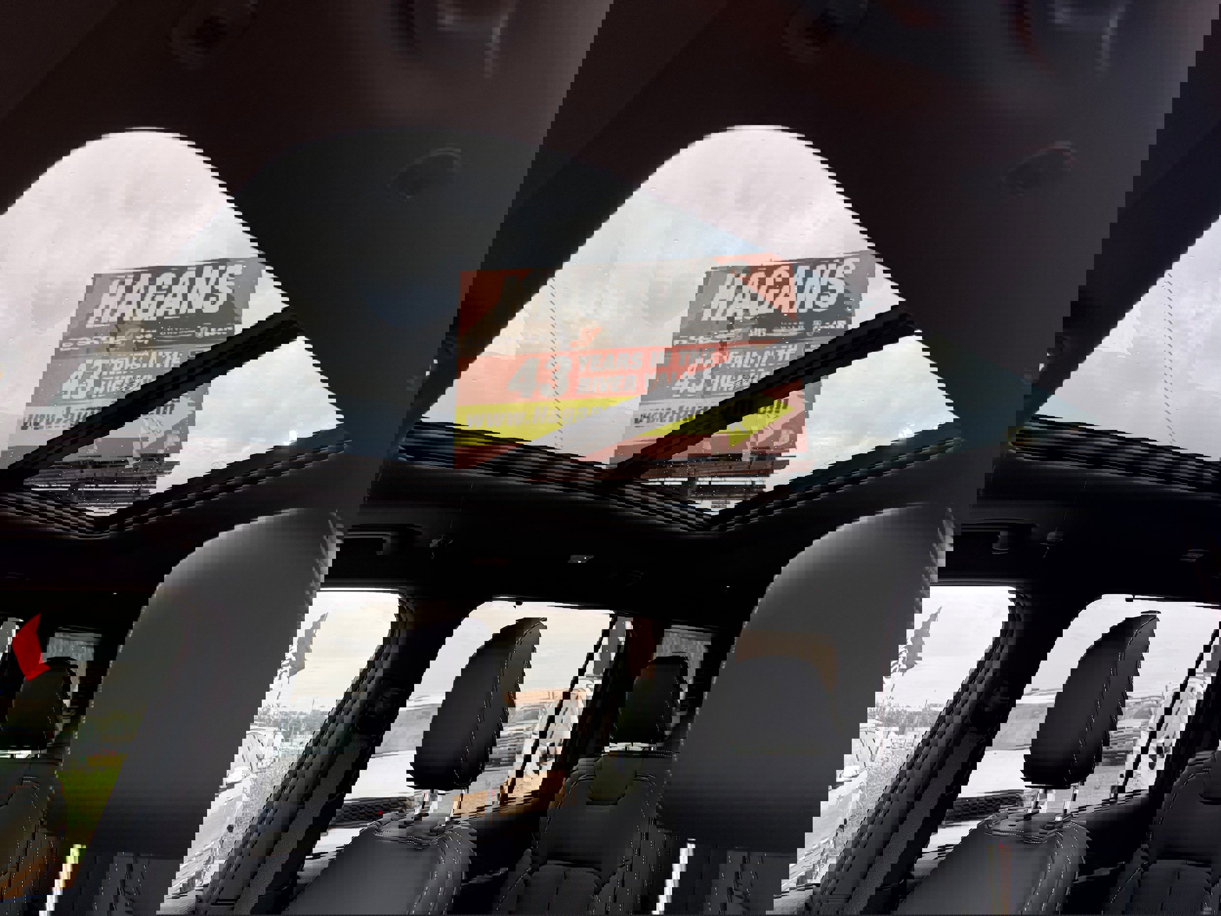 New 2025 Jeep Grand Cherokee L Limited w/ Luxury Tech Group II image 10