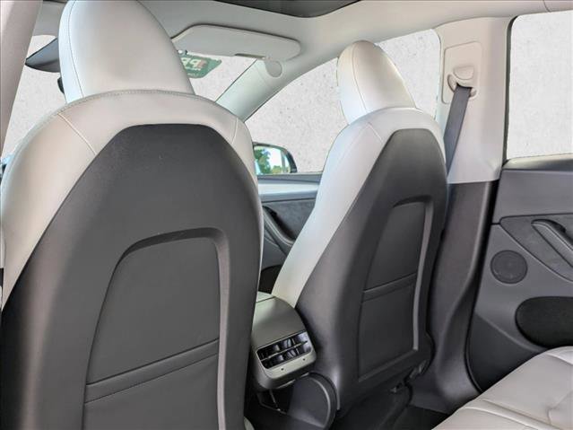 Used 2024 Tesla Model Y Long Range AWD/4WD image 20