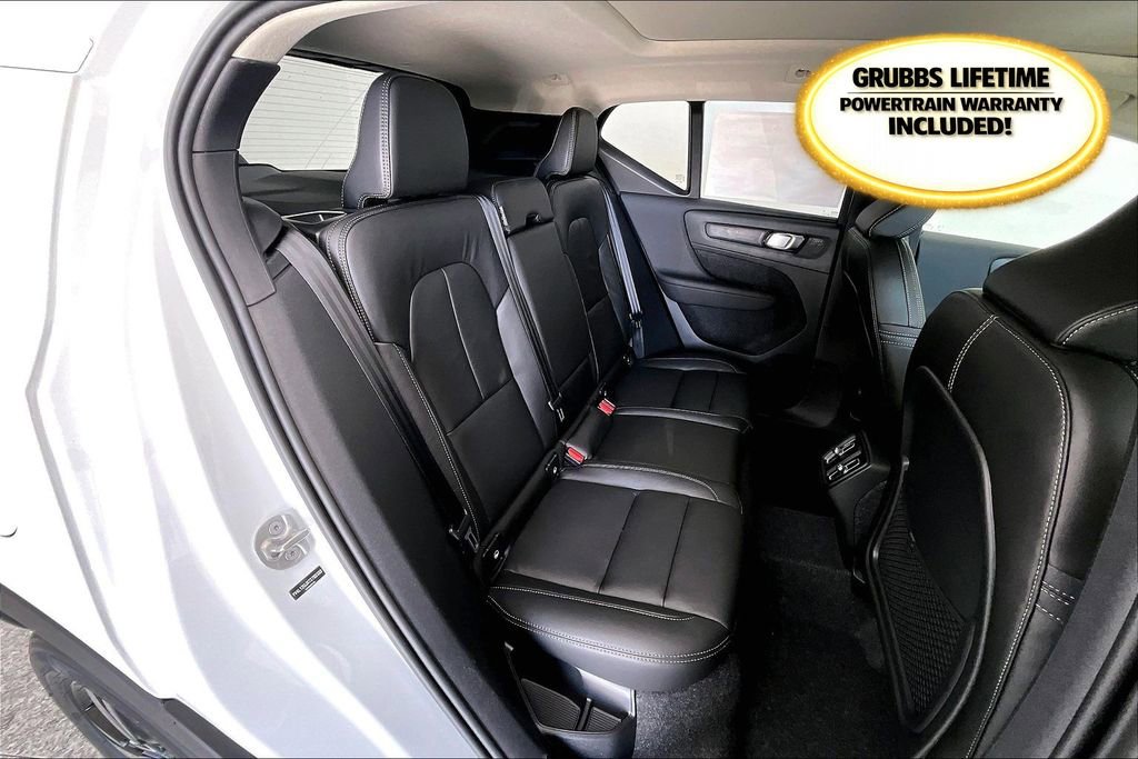 New 2026 Volvo XC40 B5 Core image 20