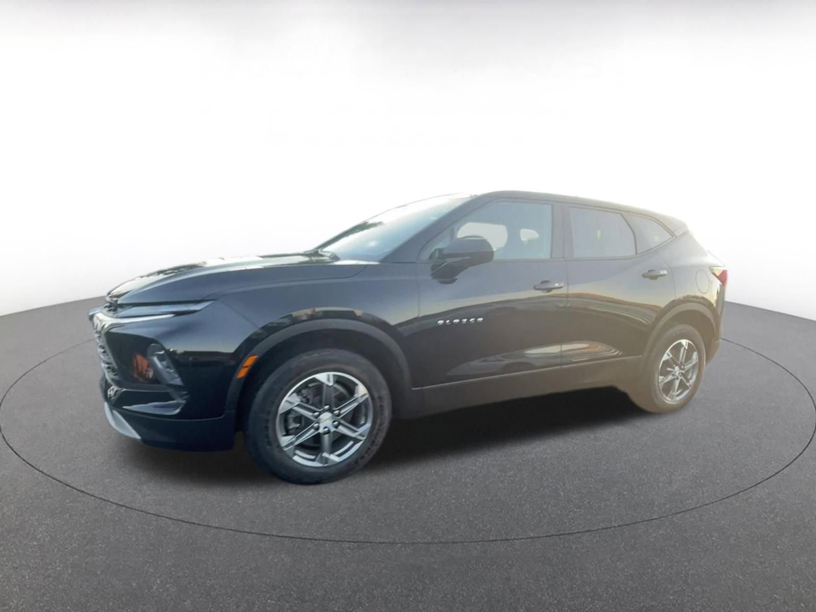 Used 2025 Chevrolet Blazer LT image 8