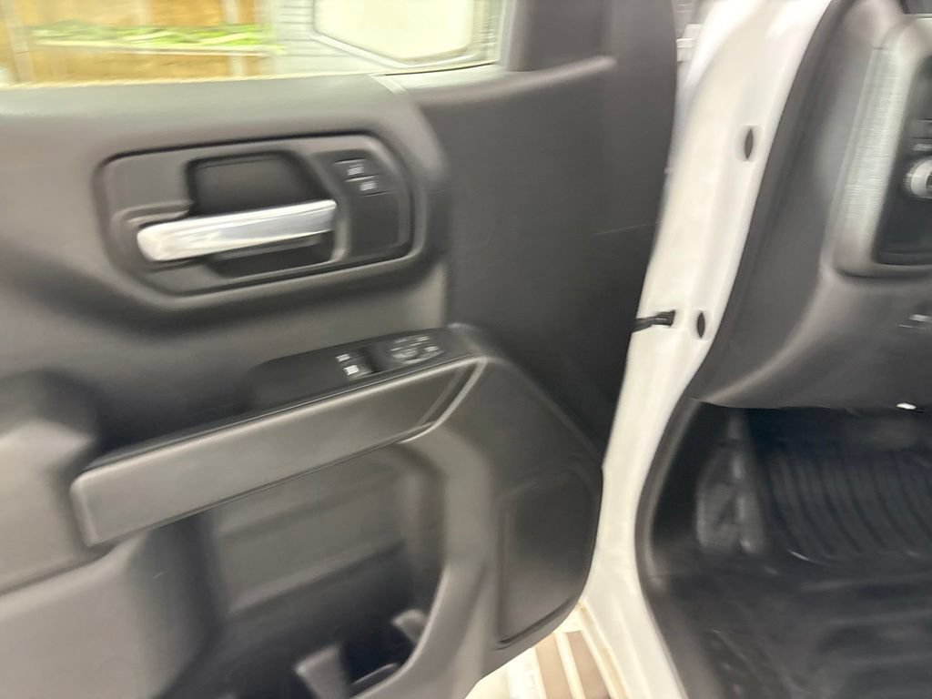 Certified 2025 Chevrolet Silverado 1500 W/T RWD image 21