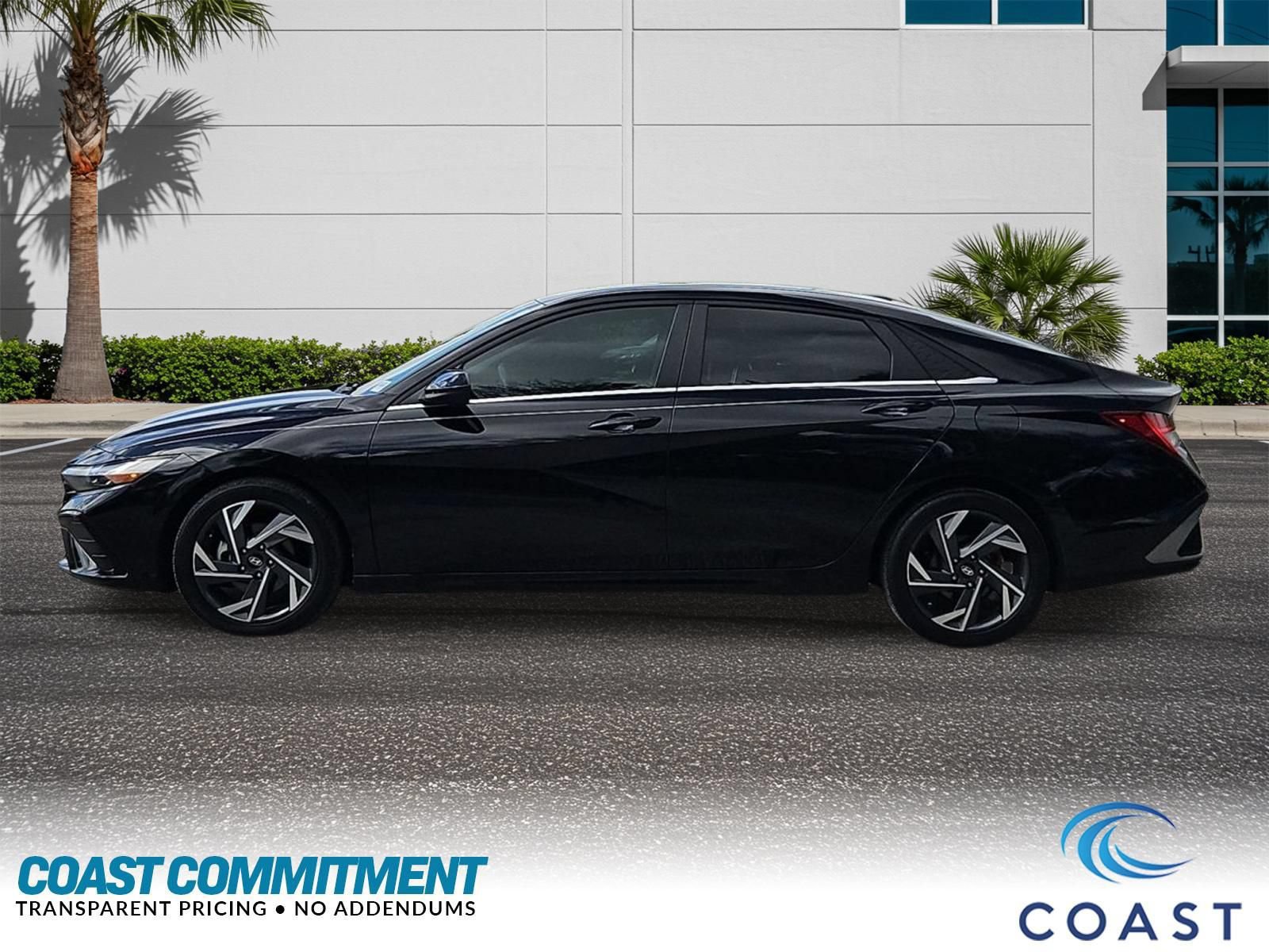 Used 2024 Hyundai Elantra SEL w/ Convenience Package FWD image 9