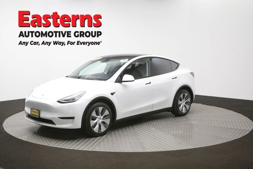 Used 2022 Tesla Model Y Long Range image 54