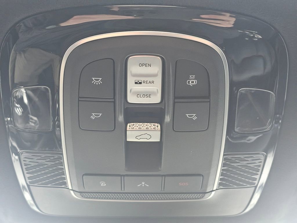 Used 2020 Hyundai Palisade Limited image 32