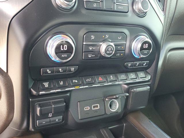 Used 2021 GMC Sierra 2500 Denali w/ Denali Ultimate Package AWD/4WD image 27
