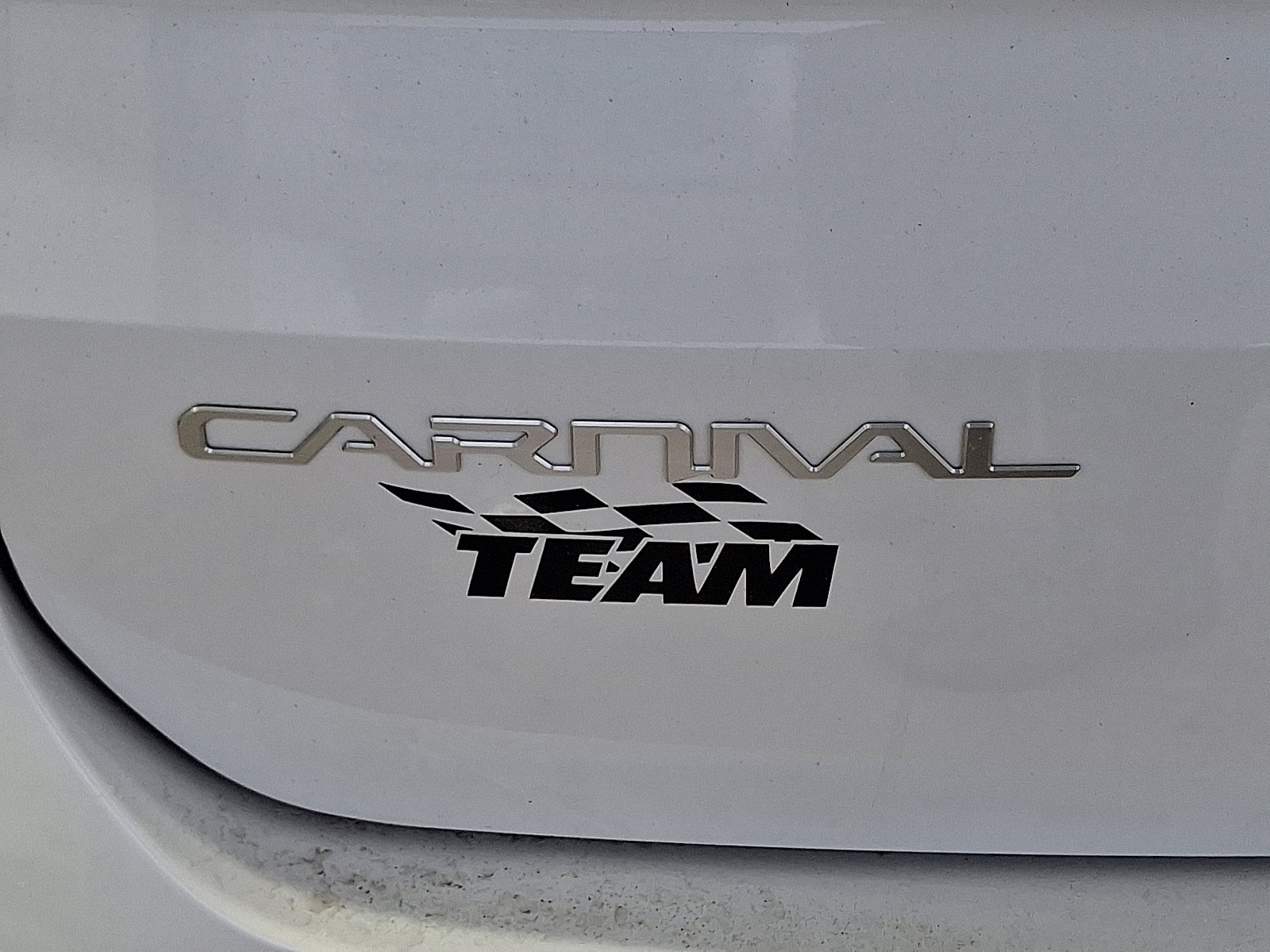 Used 2024 Kia Carnival SX image 35