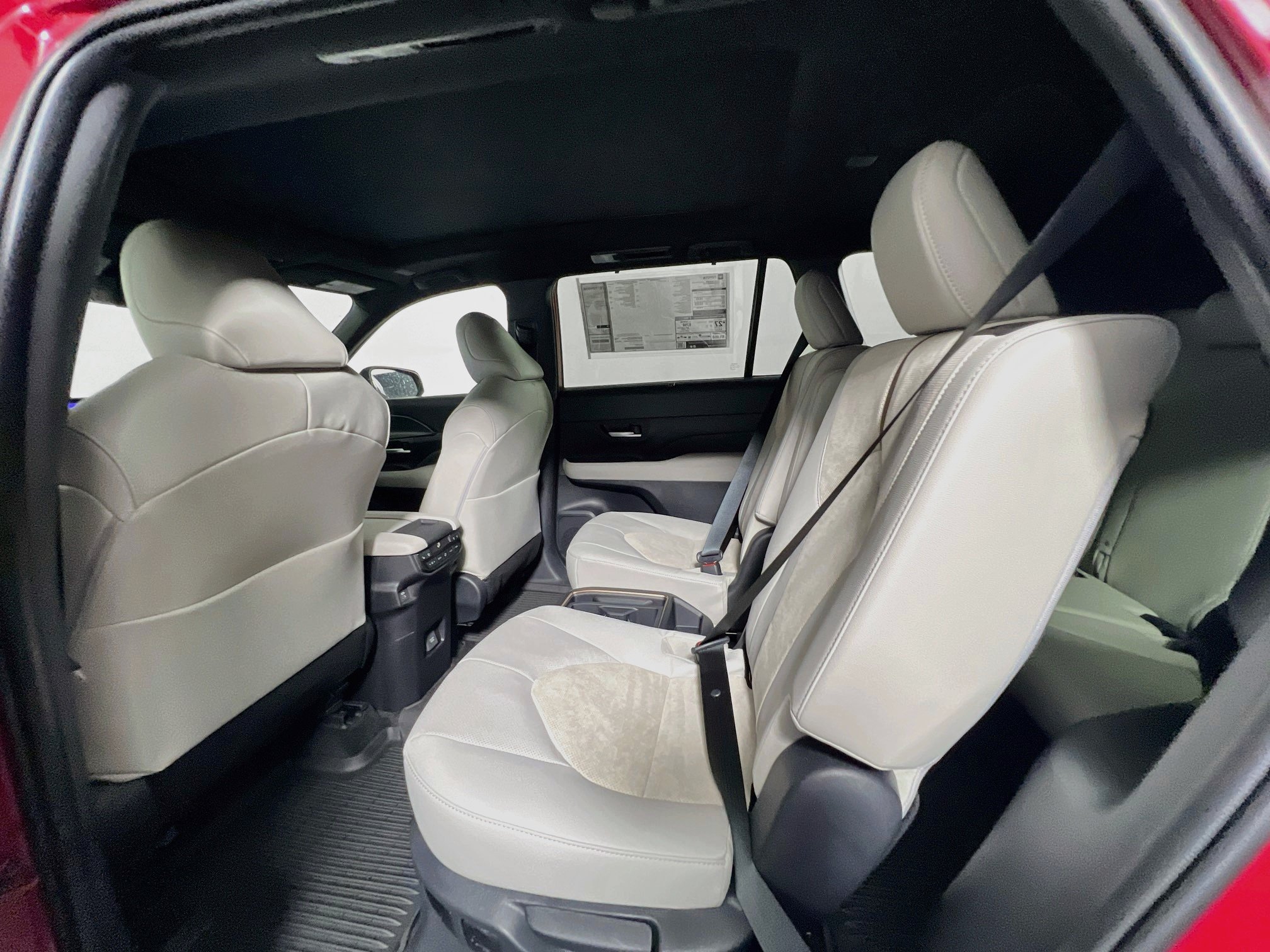 New 2026 Toyota Grand Highlander AWD Hybrid image 28