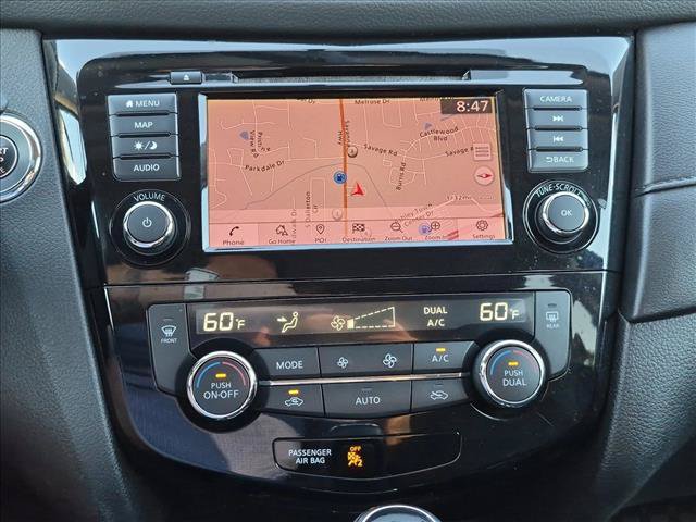 Used 2018 Nissan Rogue SV w/ Premium Package FWD image 15