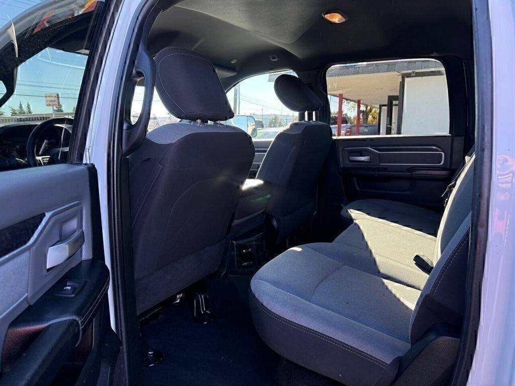 Used 2021 RAM 3500 Big Horn AWD/4WD image 11
