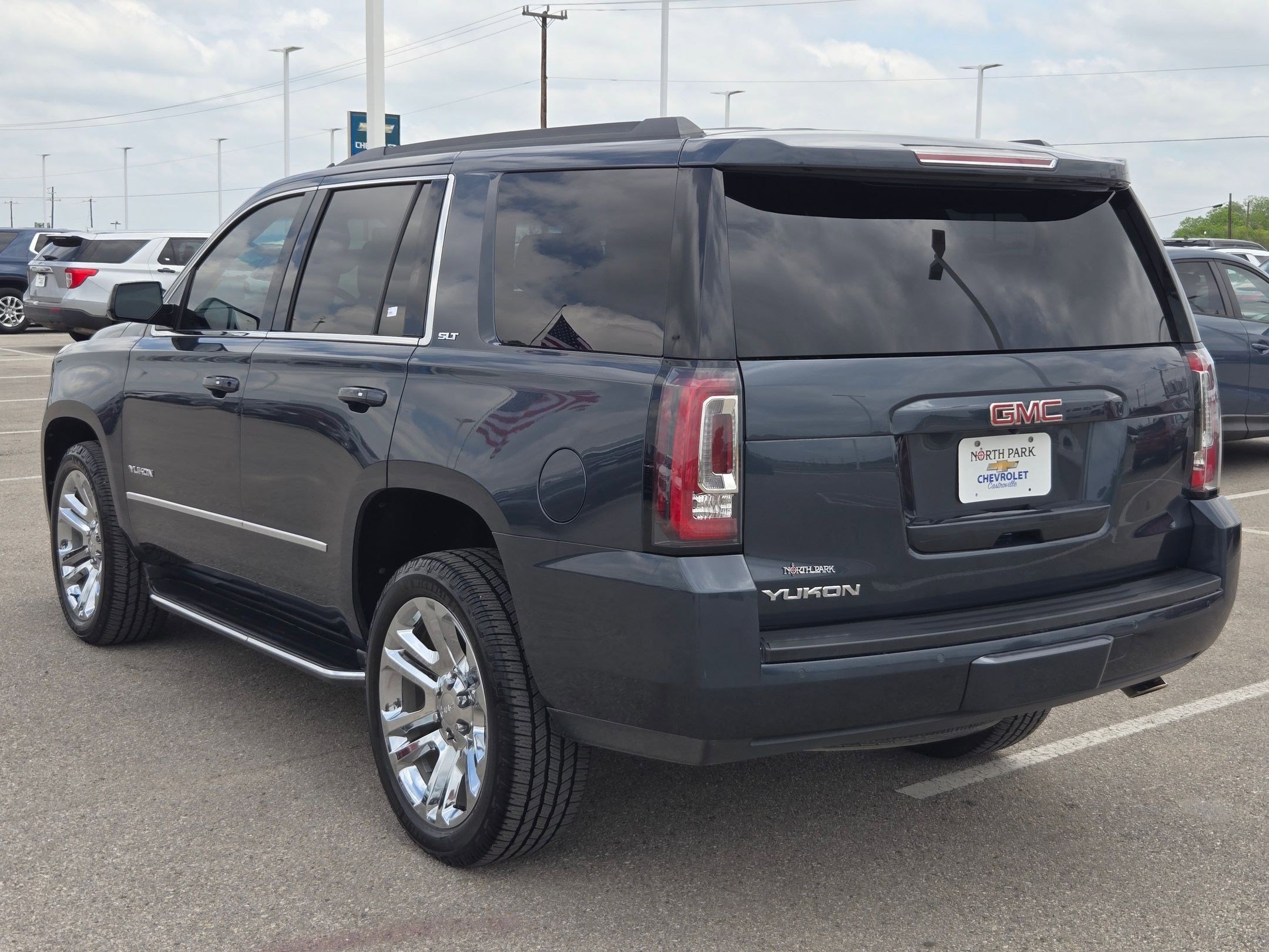 Certified 2020 GMC Yukon SLT w/ Premium Edition RWD image 6
