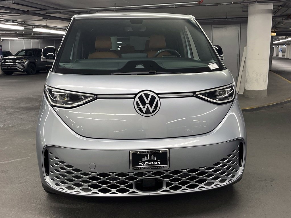 Used 2025 Volkswagen ID. Buzz Pro S RWD image 32
