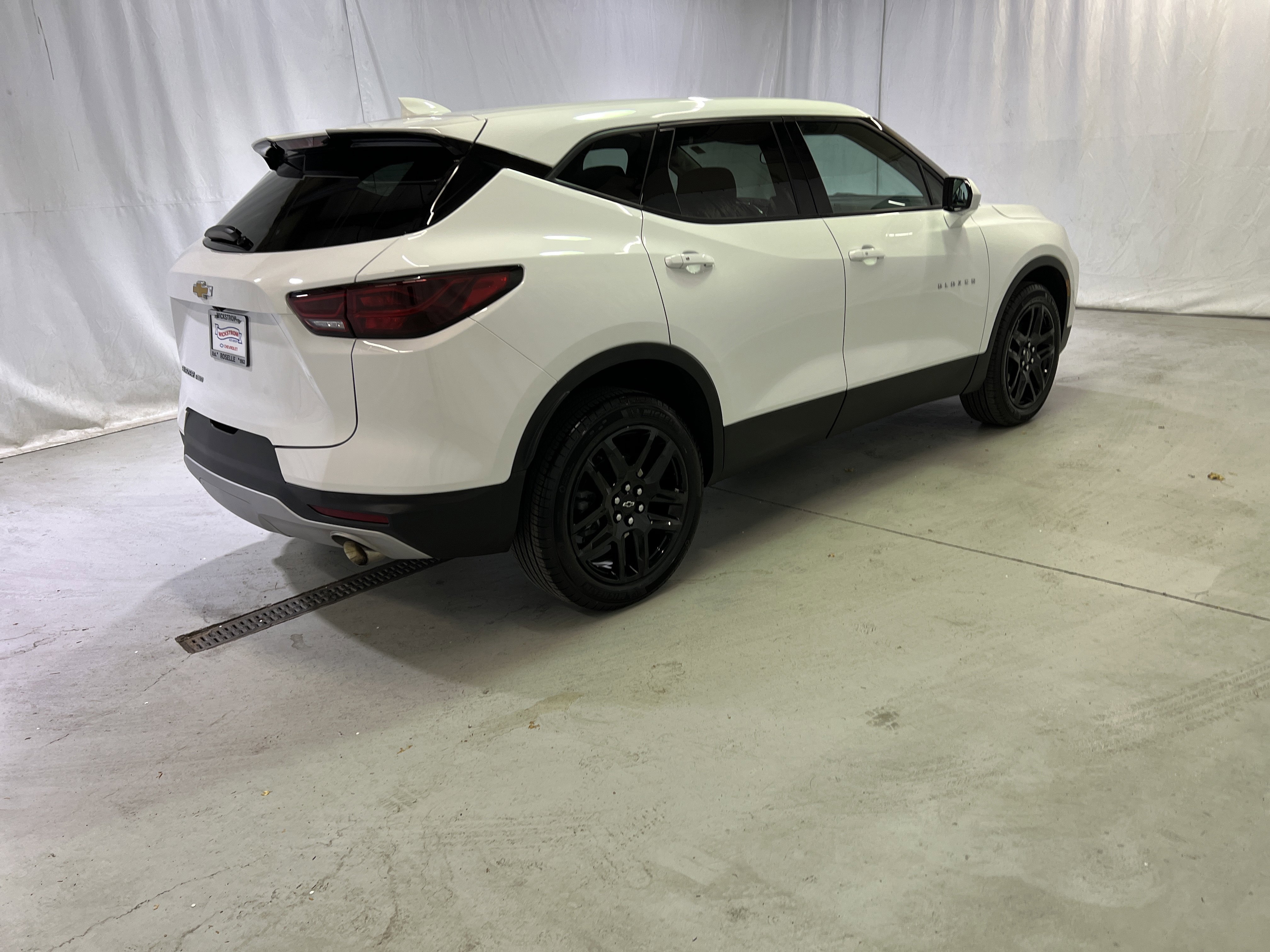 Used 2023 Chevrolet Blazer LT image 11