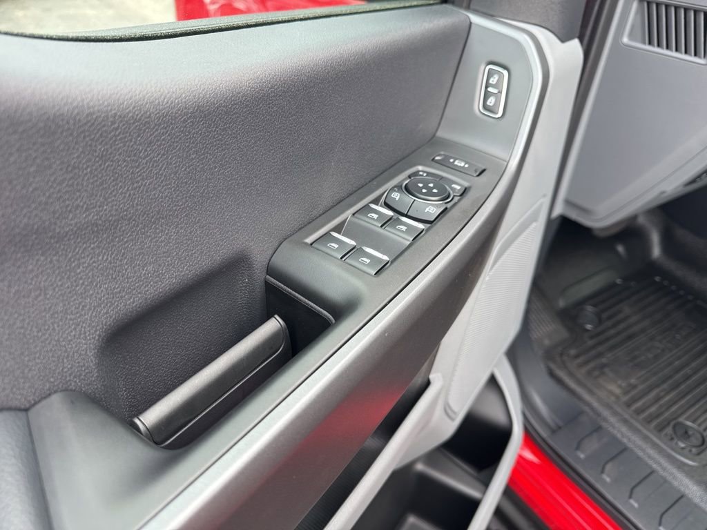 New 2026 Ford F350 XLT w/ FX4 Off-Road Package image 12