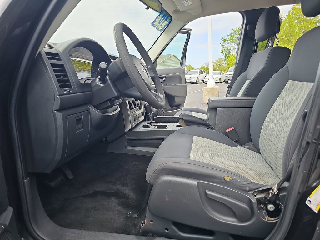 Used 2010 Jeep Liberty Sport AWD/4WD image 18