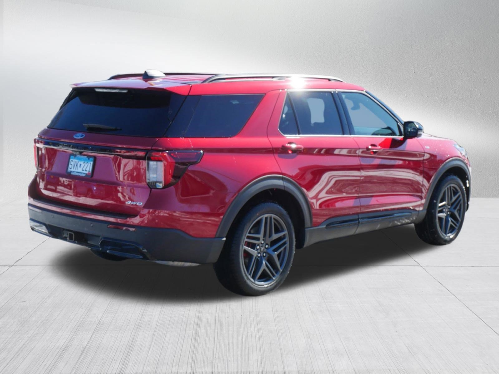 Used 2026 Ford Explorer ST-Line w/ ST-Line Street Pack image 7