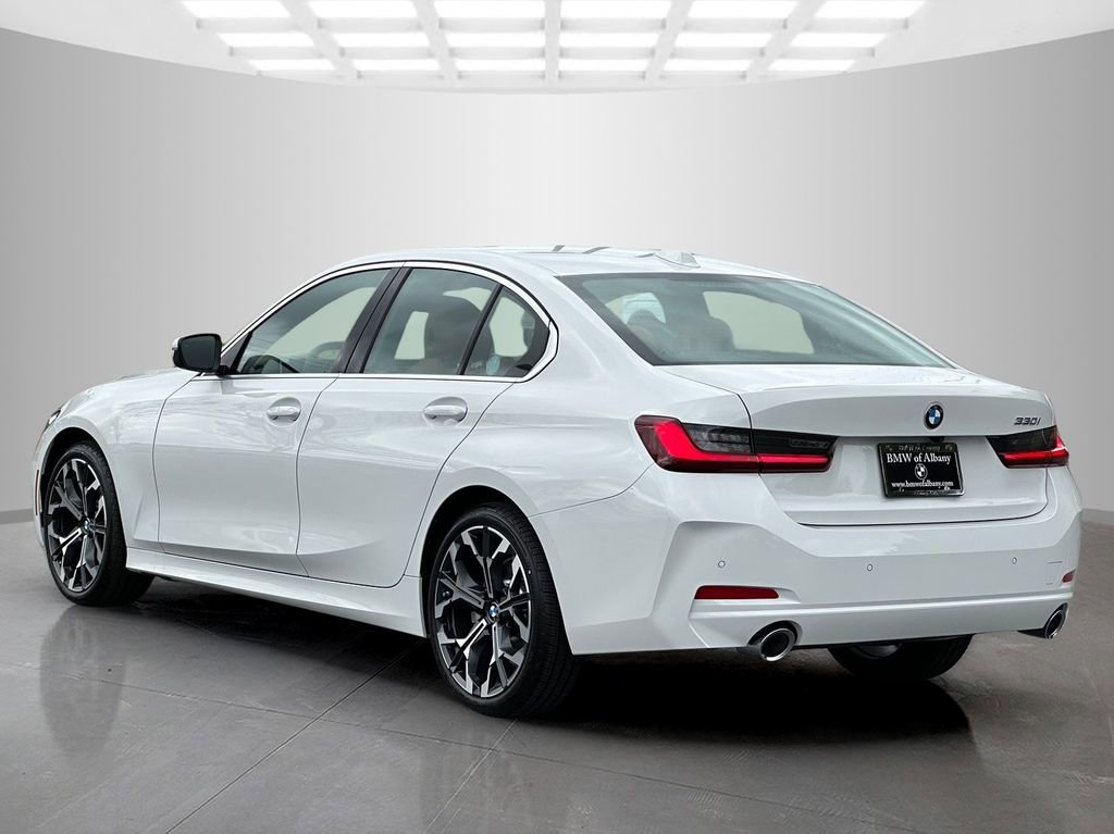 New 2026 BMW 330i Sedan w/ Convenience Package image 4