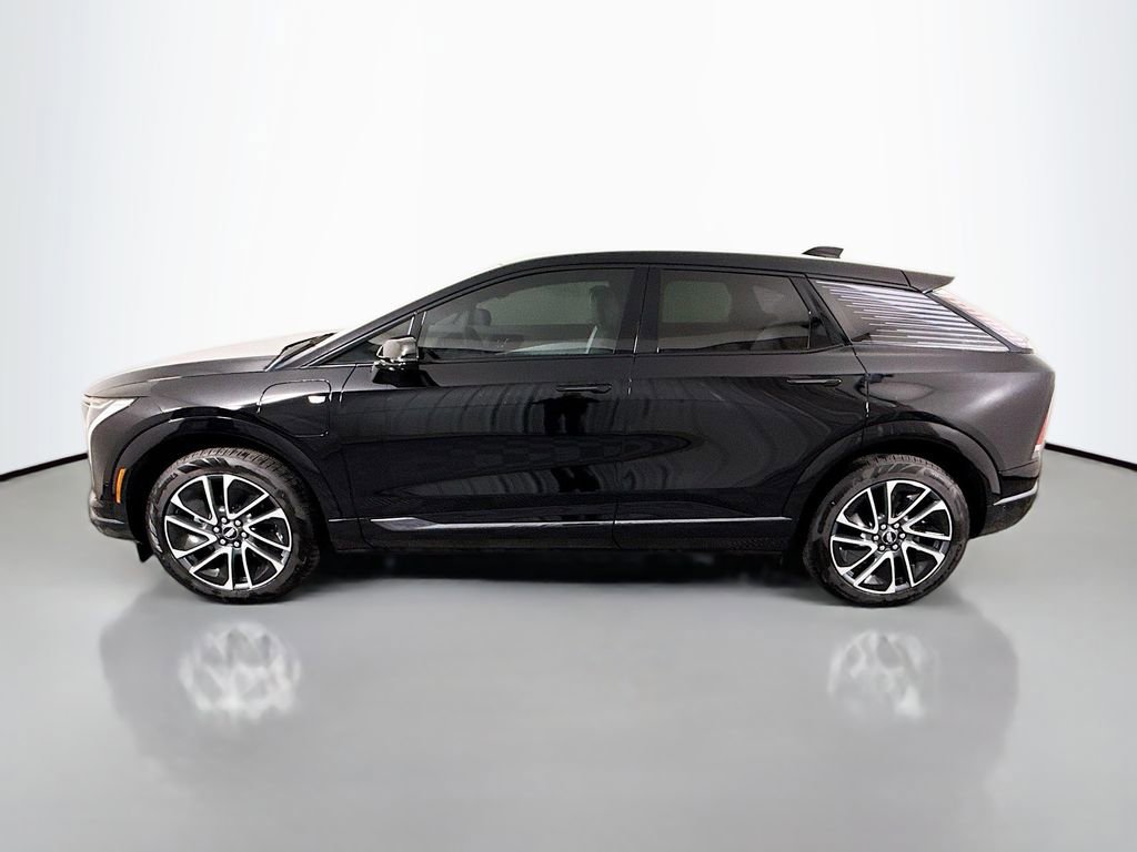 Used 2025 Cadillac Optiq Sport 1 image 4