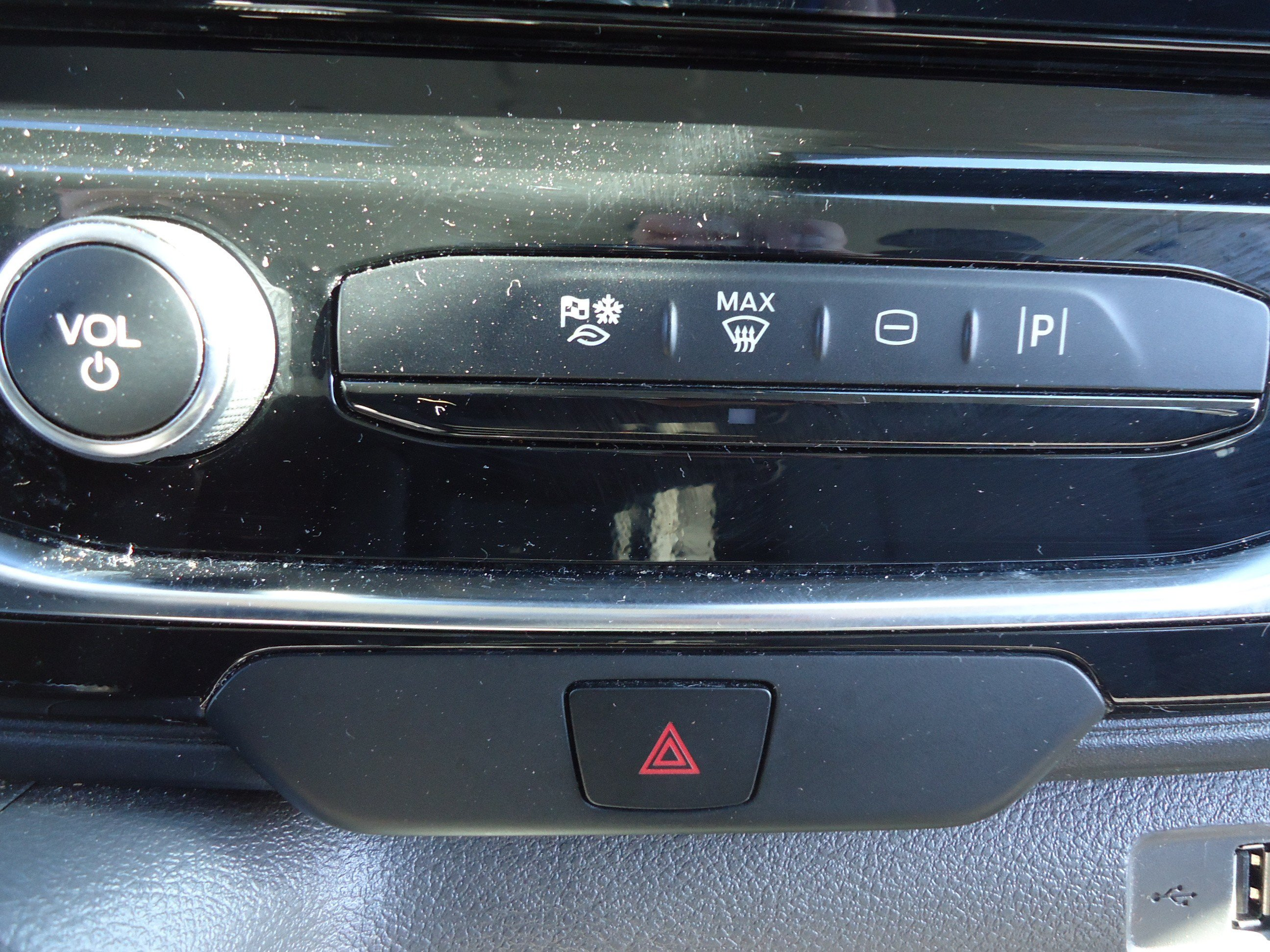 Used 2024 Ford Transit 350 XLT RWD image 19