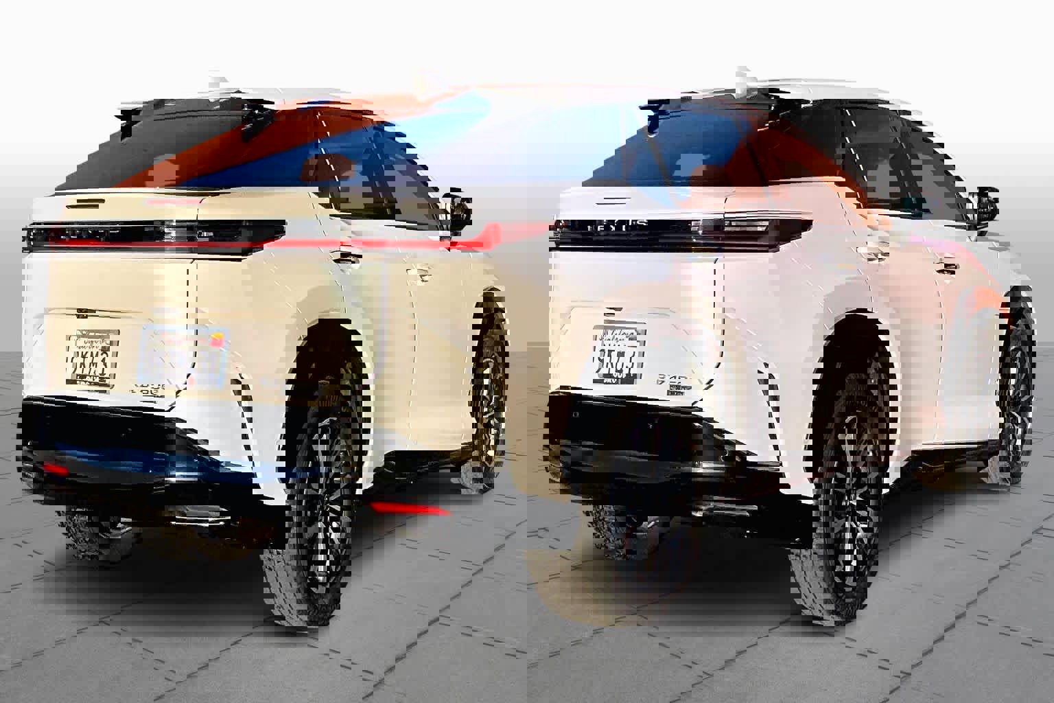 Used 2023 Lexus RZ 450e Premium image 12