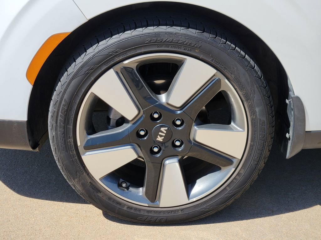 Used 2020 Kia Soul EX w/ Option Group 015 FWD image 15
