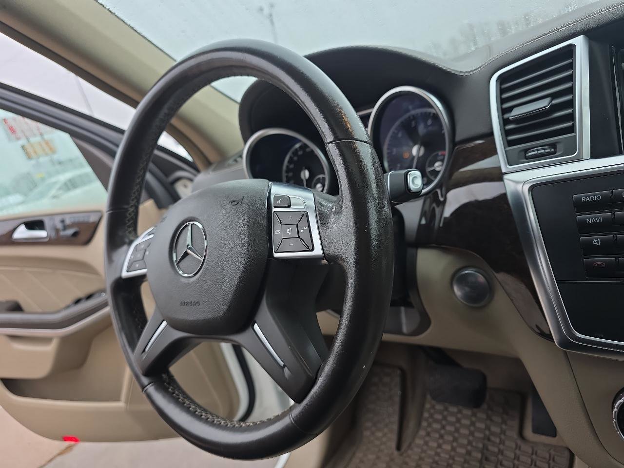 Used 2014 Mercedes-Benz GL 450 4MATIC 4dr GL 450 image 13