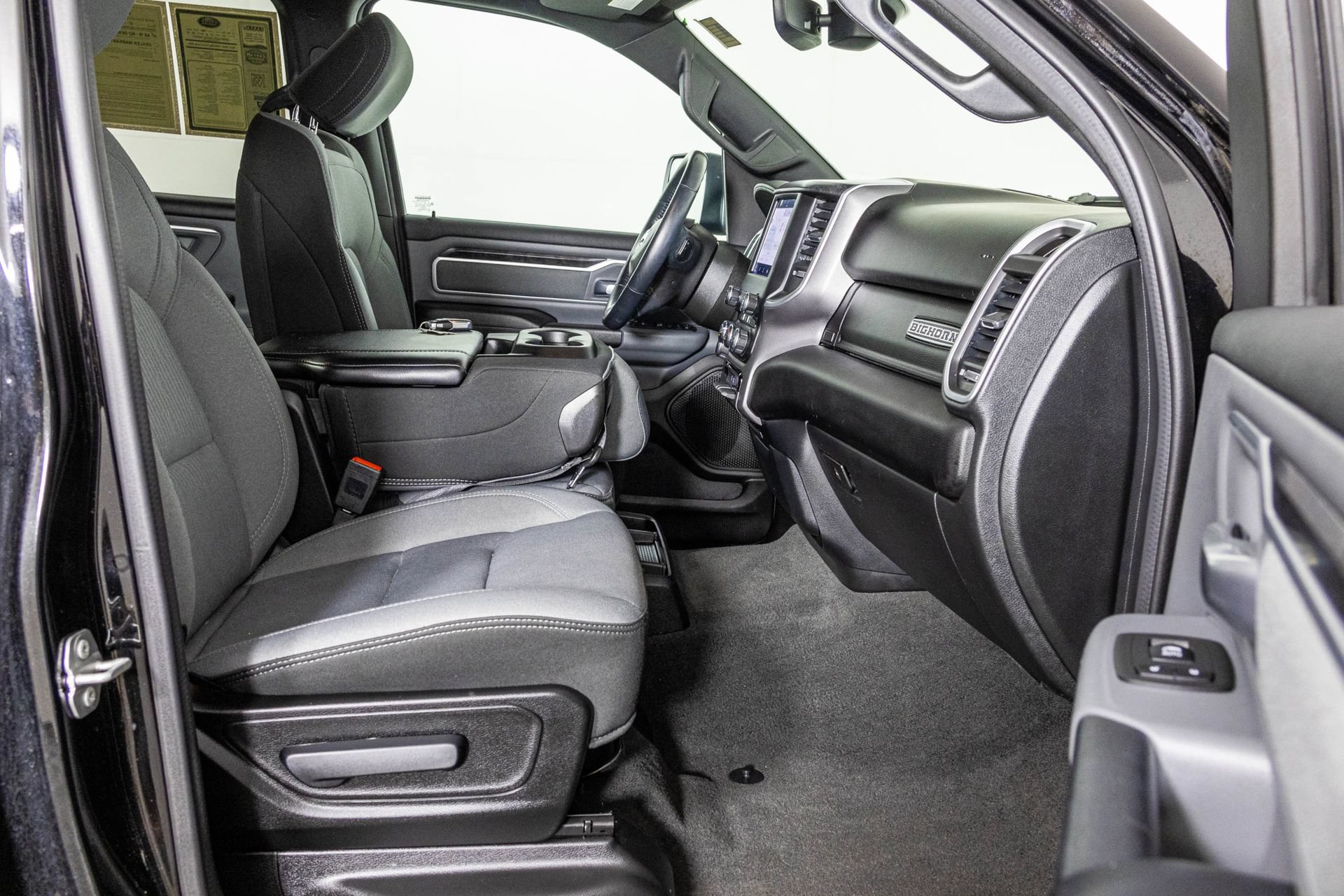 Used 2023 RAM 1500 Big Horn AWD/4WD image 47