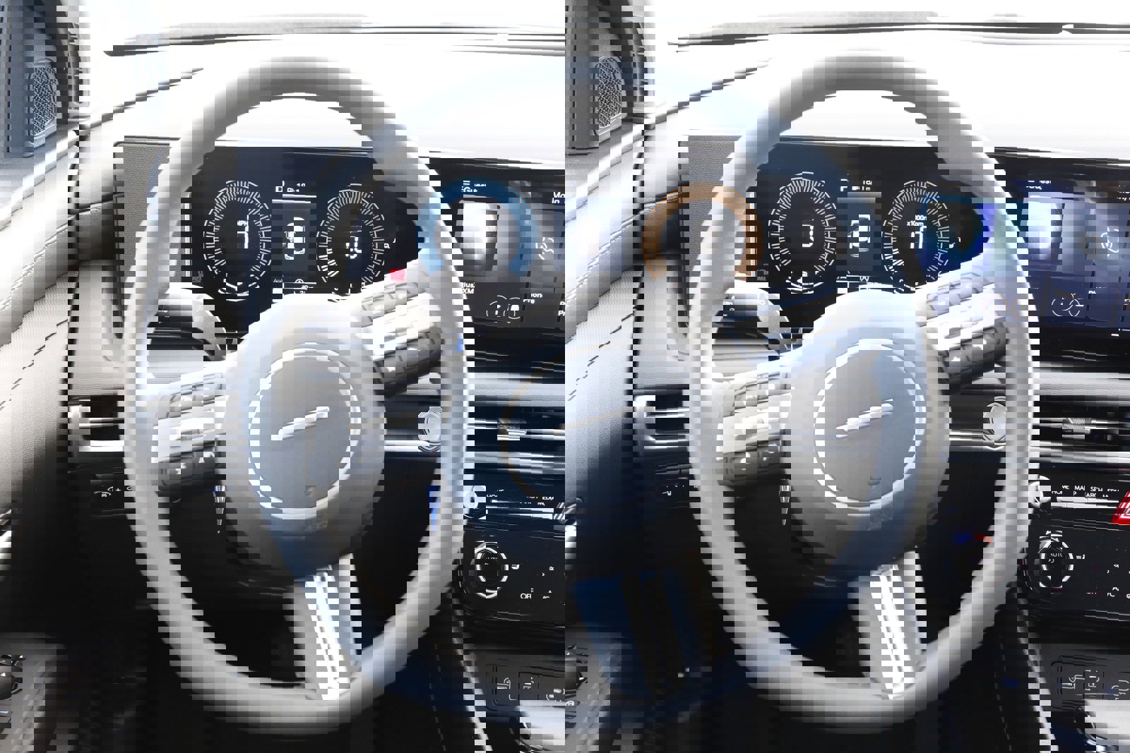 New 2026 Hyundai Tucson SEL image 18