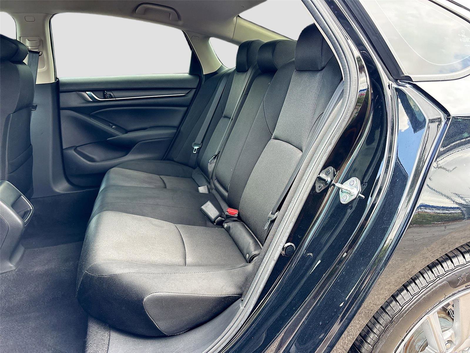 Used 2021 Honda Accord LX image 22