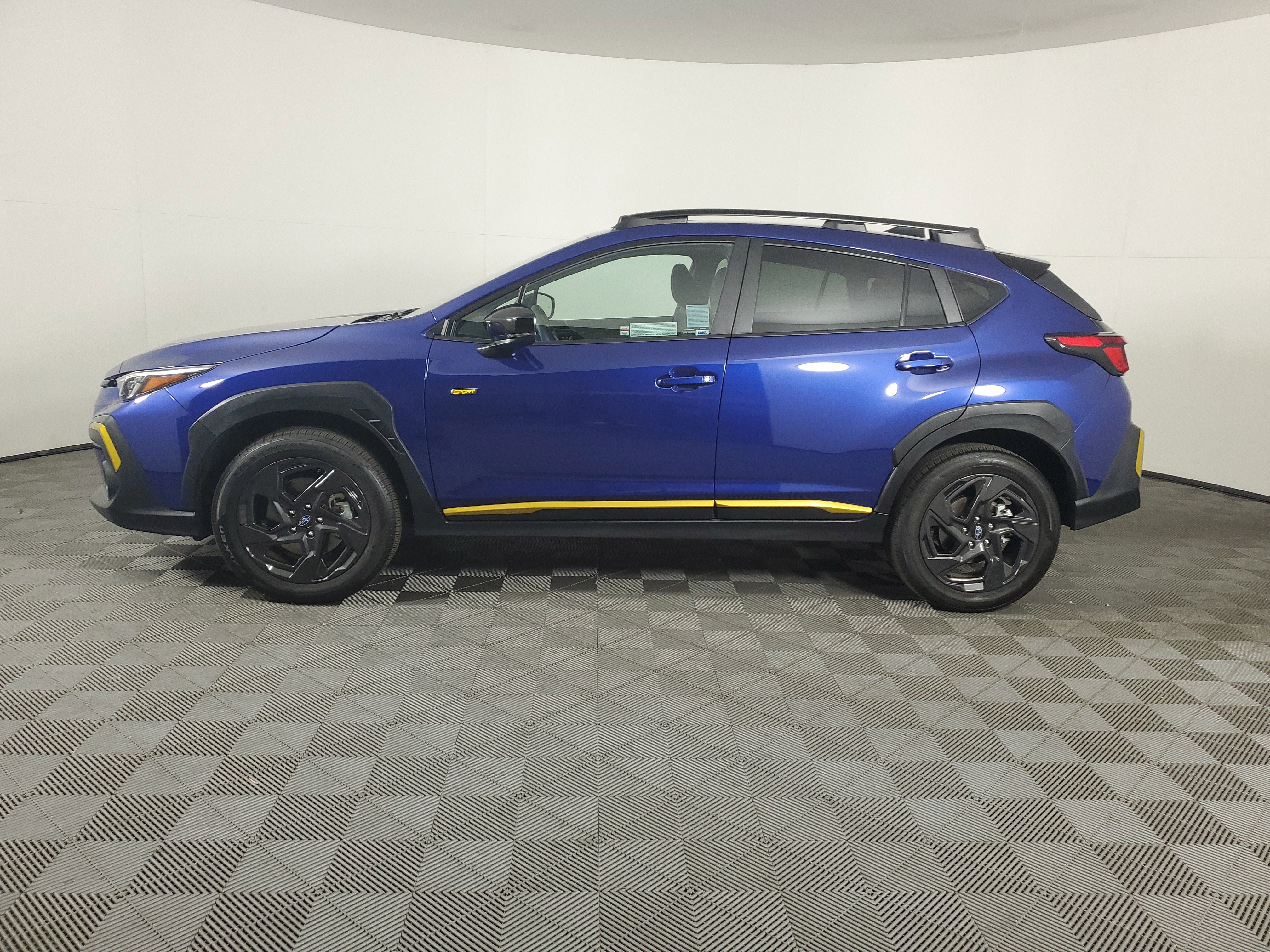 Used 2025 Subaru Crosstrek 2.5i Sport w/ Crosstrek Mirror Package image 7
